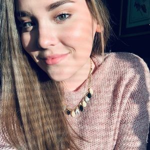 Meet your Posher, Myra